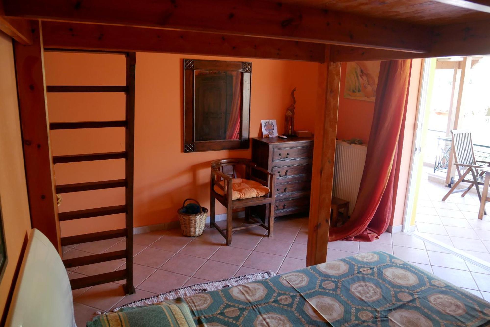 Casa Di Luce Bed and Breakfast Agia Marina  Exteriör bild
